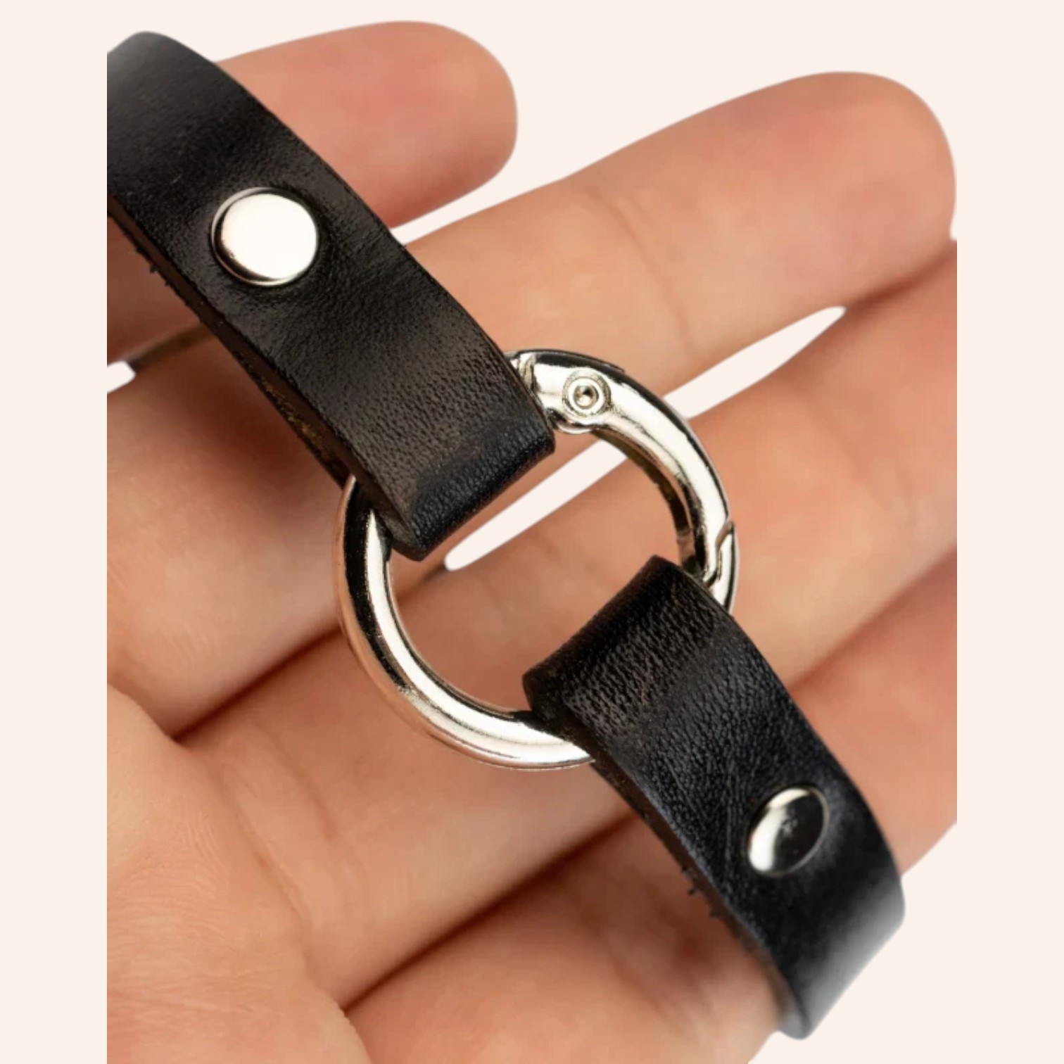Handcrafted Leather Circle Bracelet - Refined Detail